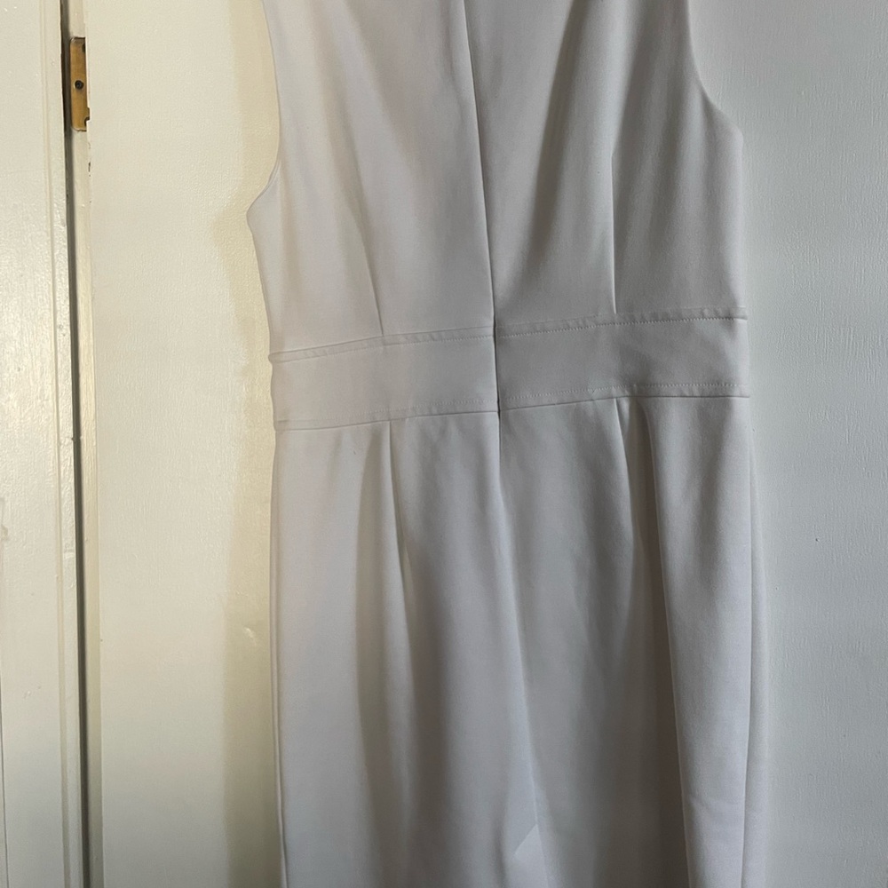 White dress - Picture 2 of 2